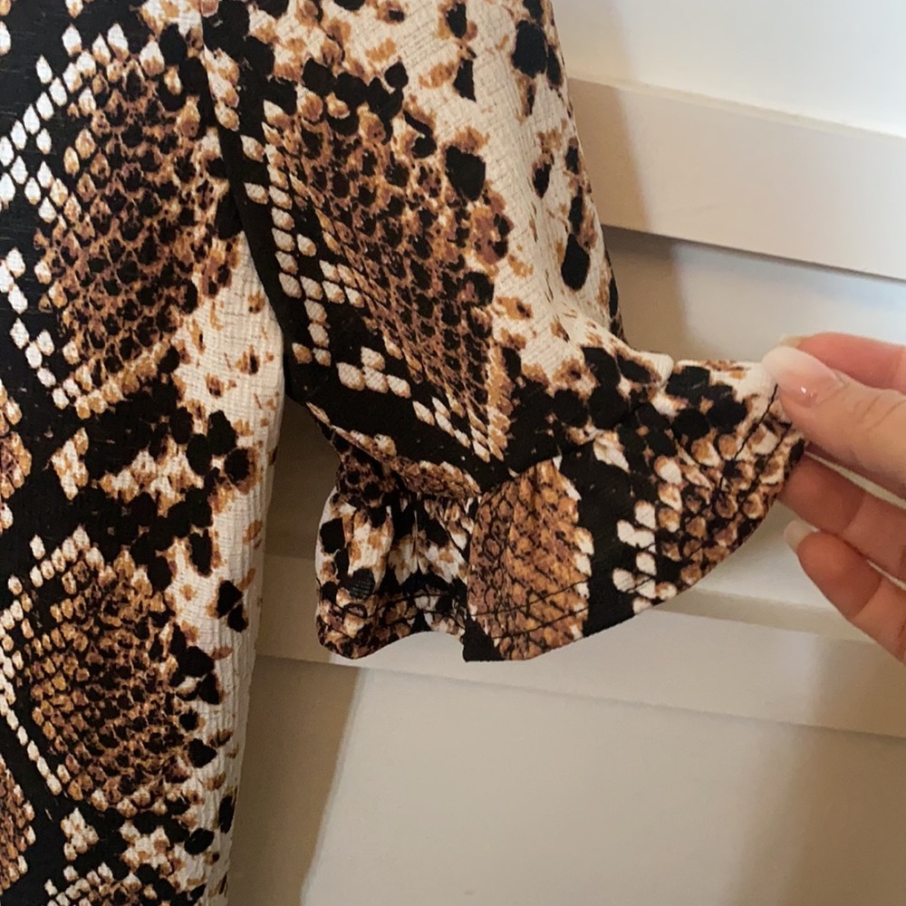 Button up blouse - Picture 2 of 3